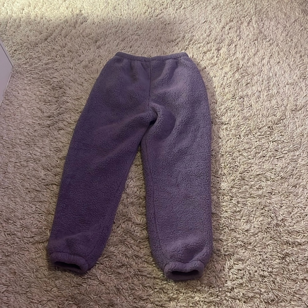 Purple cozy Amazon sweats. Teen.